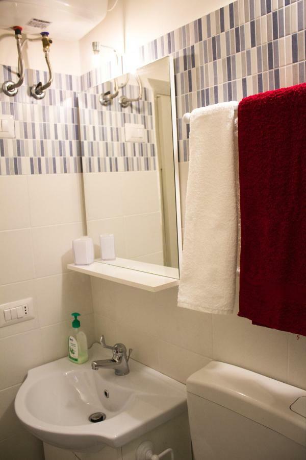 Casa Coccinella Apartment คาตาเนีย ภายนอก รูปภาพ